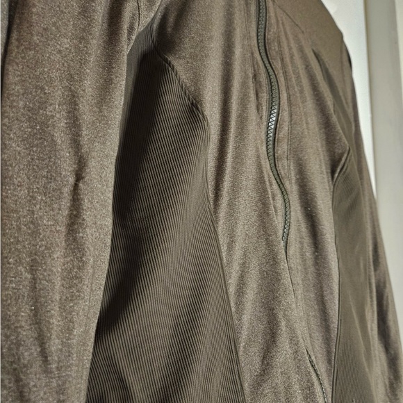 Lululemon Reversible Studio Jacket - Picture 6 of 7